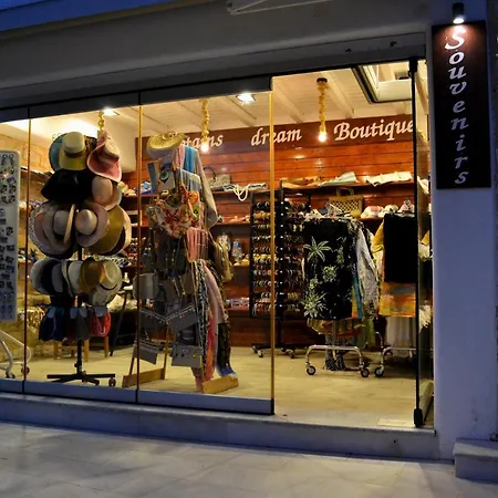 Bleu Lägenhetshotell 4*