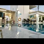 Bleu Apart-hotel 4*