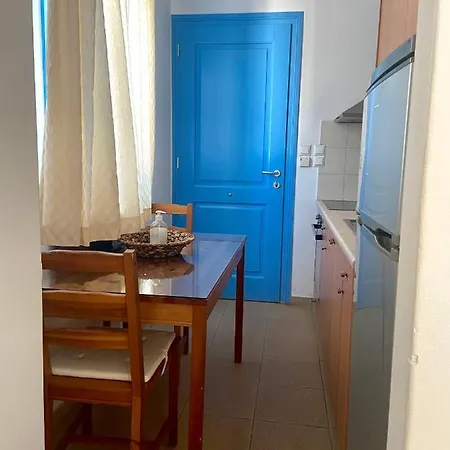 Bleu Apartahotel Ampelas