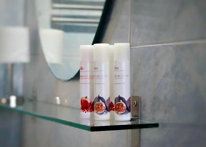 Bleu Aparthotel Ambelas